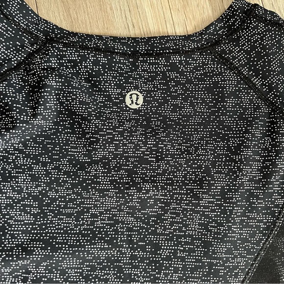 lululemon athletica Short Sleeve Top with Sheer Hem - Picture 6 of 7